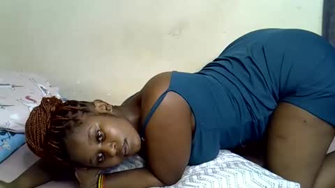 pettite_gal online show from 05-12-26, 05:32