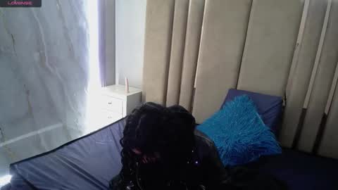 Moon  online show from 11-10-25, 01:54