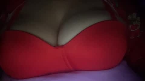 Snapshot of peular chatting on 02-01-26, 11:14 peular online show from 02-01-26, 11:14