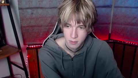 Snapshot of pexxide chatting on 03-03-26, 05:52 soren online show from 03-03-26, 05:52