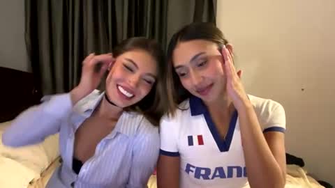 Peyton   online show from 06-17-26, 01:41