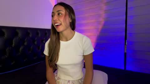 Peyton   online show from 06-25-26, 12:21