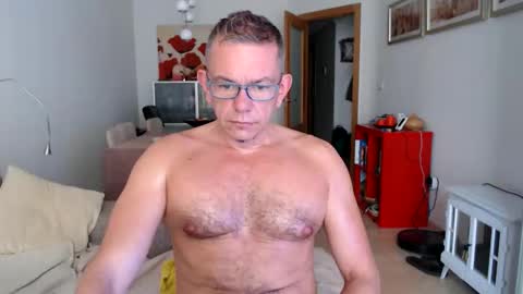 Snapshot of pg19clp4191zm chatting on 10-09-25, 06:55 Alex  online show from 10-09-25, 06:55