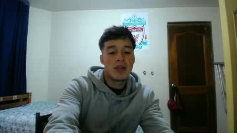 Snapshot of pgcf95 chatting on 03-08-26, 04:33 pgcf95 online show from 03-08-26, 04:33