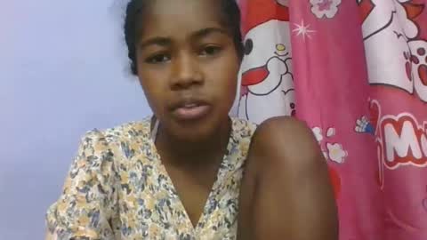 phania185885 online show from 04-25-26, 01:41