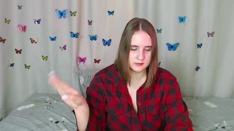 Snapshot of phantommira chatting on 01-20-25, 04:01 phantommira online show from 01-20-25, 04:01