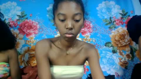 phaosiia online show from 06-16-26, 07:27