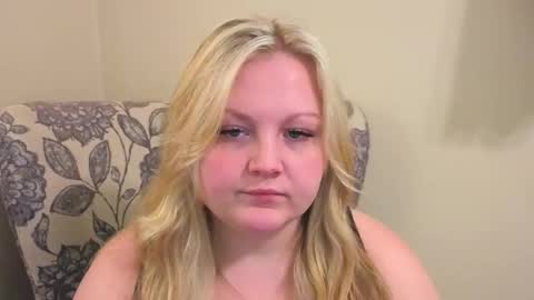 PhatAssBlond online show from 04-28-26, 07:19