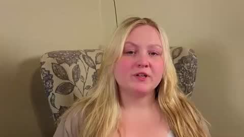 PhatAssBlond online show from 06-19-26, 10:24