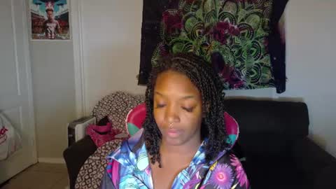 Snapshot of phatjuicypeach chatting on 06-24-26, 03:27 Destiny Adams online show from 06-24-26, 03:27