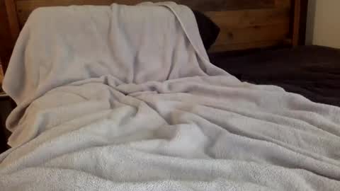 Snapshot of phenomenal4u2 chatting on 02-13-26, 04:58 Its always better when its forbidden online show from 02-13-26, 04:58