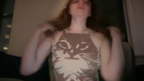 Pheobe Tiger online show from 05-25-26, 04:51