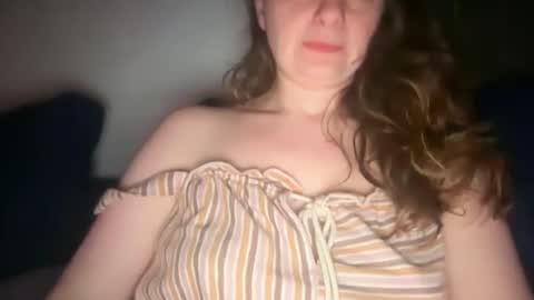 Snapshot of pheobetiger chatting on 05-29-26, 04:43 Pheobe Tiger online show from 05-29-26, 04:43