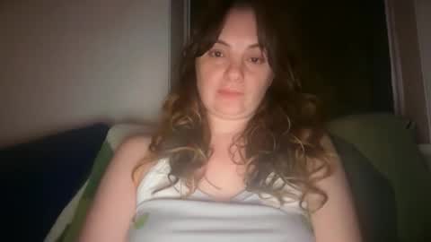 Snapshot of pheobetiger chatting on 06-11-26, 05:16 Pheobe Tiger online show from 06-11-26, 05:16