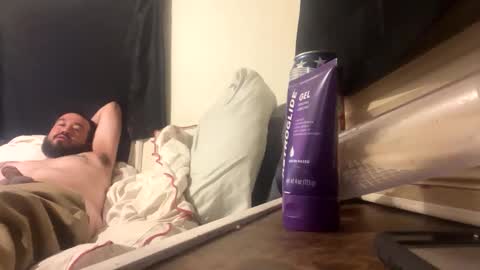 Snapshot of philli3_wh3elie chatting on 10-22-25, 10:48 philli3_wh3elie online show from 10-22-25, 10:48