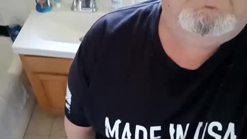 Snapshot of phillybluntski3 chatting on 02-17-25, 06:15 phillybluntski3 online show from 02-17-25, 06:15