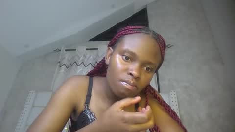 phoebe online show from 03-13-26, 07:20