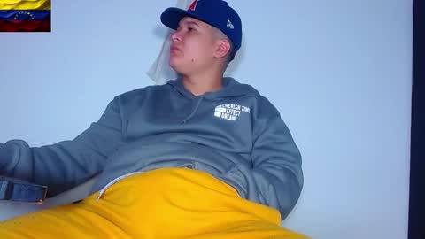 AdnierGnz online show from 02-15-26, 02:47