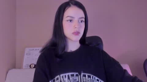 Snapshot of phoenixx_x chatting on 03-24-26, 05:07 phoenixx_x online show from 03-24-26, 05:07