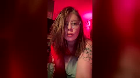 Snapshot of phonesexoperator chatting on 04-02-26, 02:53 phonesexoperator online show from 04-02-26, 02:53