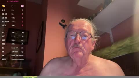 Snapshot of phrodeaux chatting on 02-22-26, 05:40 Phrodeaux online show from 02-22-26, 05:40