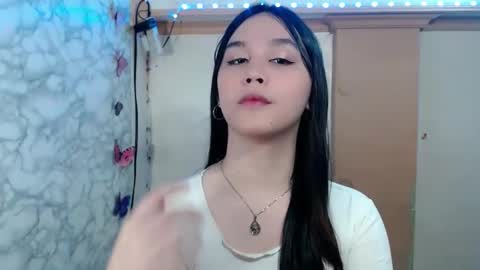 Ms Pia online show from 04-23-26, 05:15