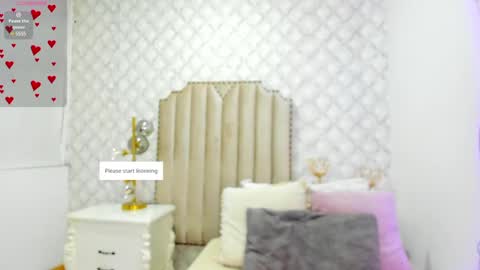 Snapshot of pia_johnson_ chatting on 02-27-25, 11:41 online show from 02-27-25, 11:41