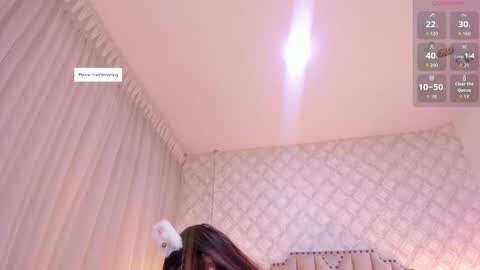 Snapshot of pia_johnson_ chatting on 09-15-25, 11:43 online show from 09-15-25, 11:43
