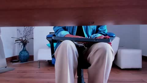    Special Couple Show - WELCOME TO XMAS   5 and 6 December  - 2 at 8 pm COL hour online show from 01-03-25, 04:48