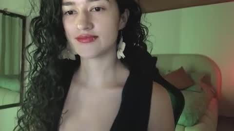 Snapshot of piama_burnss chatting on 05-01-26, 11:42 piama_burnss online show from 05-01-26, 11:42