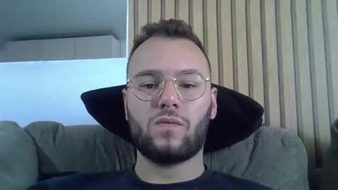 Snapshot of piazaocwbbb chatting on 10-21-25, 02:51 piazaocwbbb online show from 10-21-25, 02:51