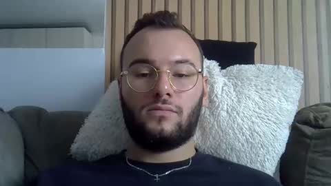 Snapshot of piazaocwbbb chatting on 10-29-25, 03:36 piazaocwbbb online show from 10-29-25, 03:36