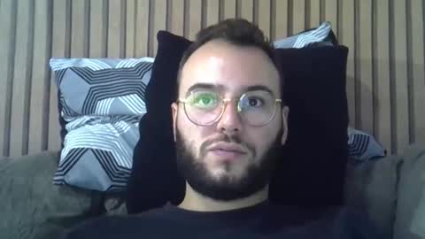 Snapshot of piazaocwbbb chatting on 11-19-25, 01:49 piazaocwbbb online show from 11-19-25, 01:49