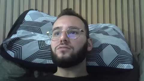 Snapshot of piazaocwbbb chatting on 11-22-25, 10:42 piazaocwbbb online show from 11-22-25, 10:42