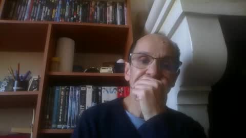 Snapshot of pichoun71 chatting on 02-02-25, 01:52 pichoun71 online show from 02-02-25, 01:52