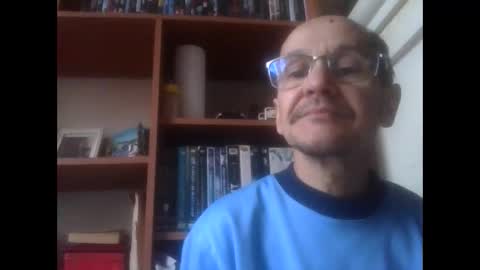 Snapshot of pichoun71 chatting on 02-21-25, 07:45 pichoun71 online show from 02-21-25, 07:45