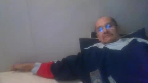 Snapshot of pichoun71 chatting on 11-10-25, 06:56 pichoun71 online show from 11-10-25, 06:56