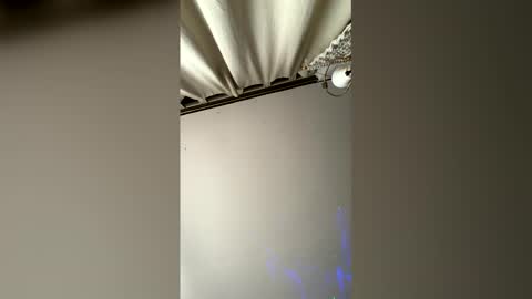 Snapshot of picklepuffs222 chatting on 04-05-26, 04:20 picklepuffs222 online show from 04-05-26, 04:20