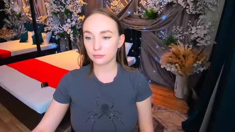 Emelie online show from 02-11-25, 04:35