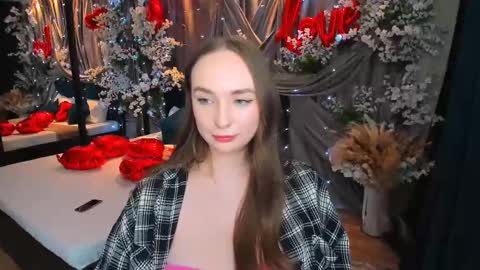 Emelie online show from 02-20-25, 12:08