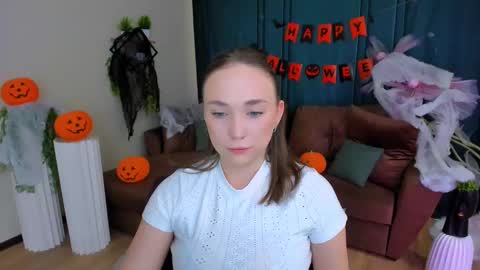 Emelie online show from 11-05-25, 10:15