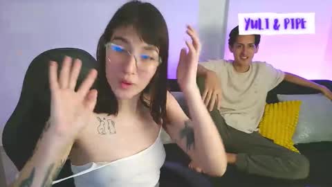 Snapshot of pifex chatting on 01-16-26, 02:37 GAMER COUPLE online show from 01-16-26, 02:37