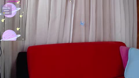 Snapshot of piink_sky chatting on 12-16-25, 03:06 Sky online show from 12-16-25, 03:06