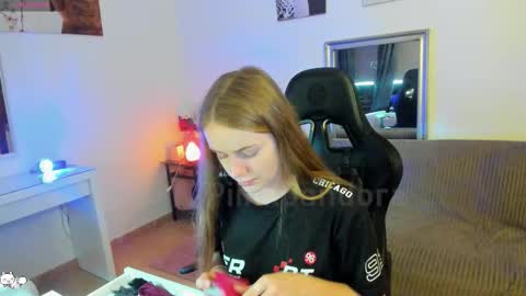 Snapshot of piinkpandora chatting on 11-09-25, 04:16 PiinkPandora online show from 11-09-25, 04:16