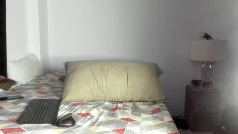 pikoro_gomez online show from 09-18-25, 02:02