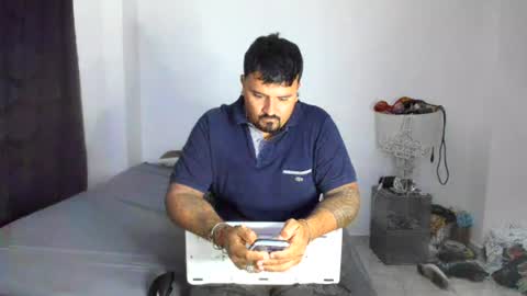 Snapshot of pikoro_gomez chatting on 08-04-26, 12:25 pikoro_gomez online show from 08-04-26, 12:25