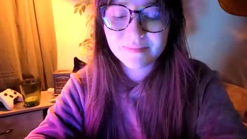 PilloGoddess online show from 05-30-26, 06:21