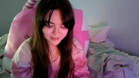 PilloGoddess online show from 06-14-26, 02:20