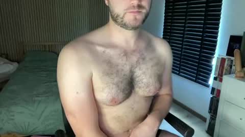 pilou online show from 06-25-26, 11:59