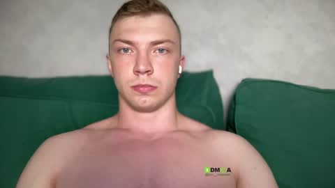 Snapshot of pimple_gang chatting on 07-04-26, 07:20 Sasha online show from 07-04-26, 07:20